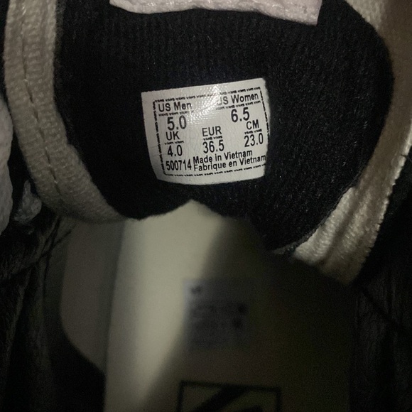 black high top vans - Picture 5 of 6